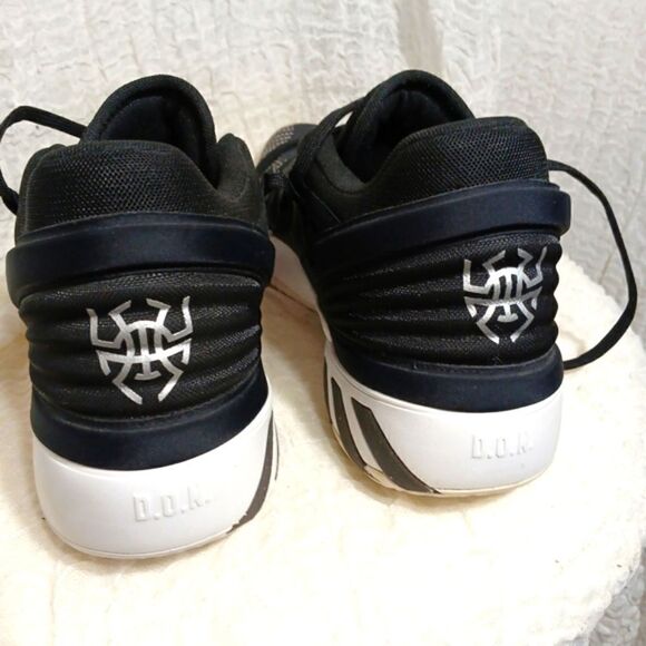 ADIDAS D.O.N Issue #2 Black Athletic Shoes Men\'s Size 11 main image 8